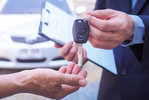 راهنمای کامل اجاره خودرو در ایران؛ از مدارک تا تحویل خودرو